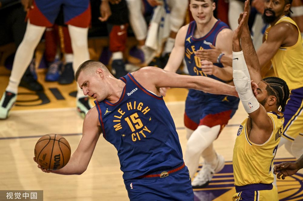 吉鲁的30 吉鲁的30