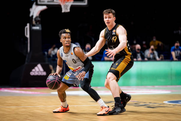 悲剧根源的 悲剧根源的