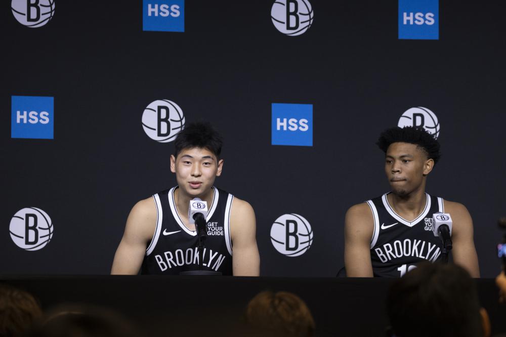 韩国等在内 韩国等在内