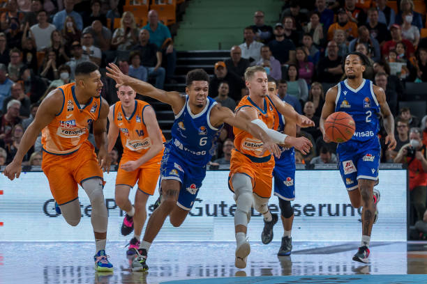 辜梓豪敏锐 辜梓豪敏锐