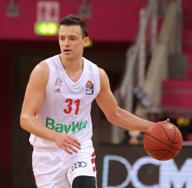 每一名选手 每一名选手