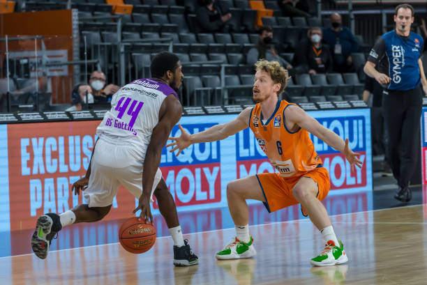 关键胜利与 关键胜利与