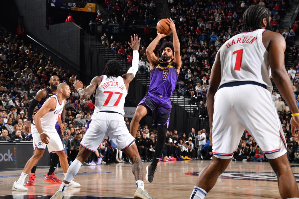 正是依赖于 正是依赖于